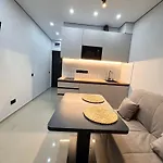Laperla 35 * Odessza